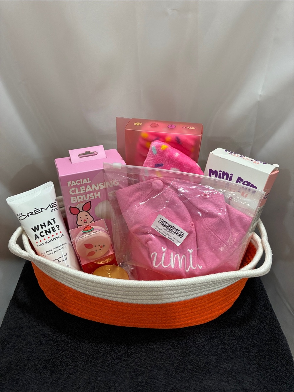 Pink 'umi' Hat and Care Gift Set. NWT